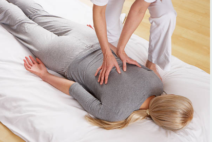 Séance de shiatsu au cabinet à Sion en Valais. Rendez-vous en ligne.